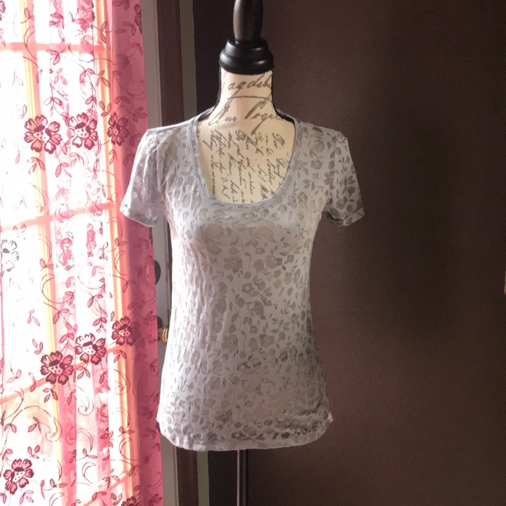 Blouse with floral design